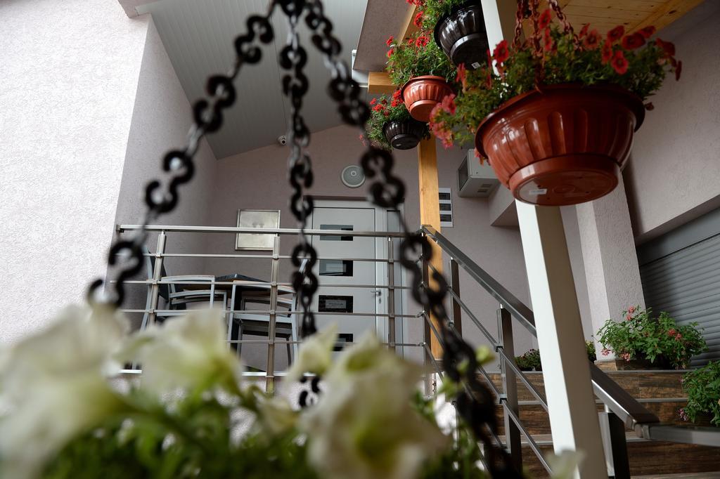 Guesthouse Dokic Leskovac  Exterior foto