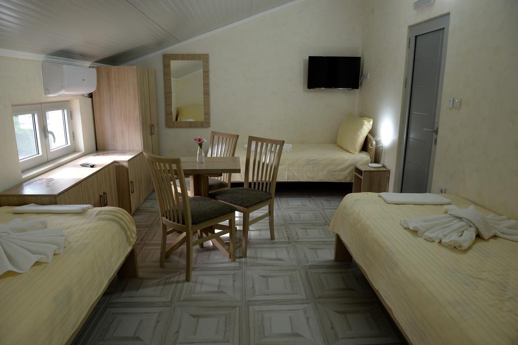 Guesthouse Dokic Leskovac  Exterior foto